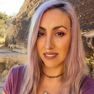 Meet your Posher, Brenda